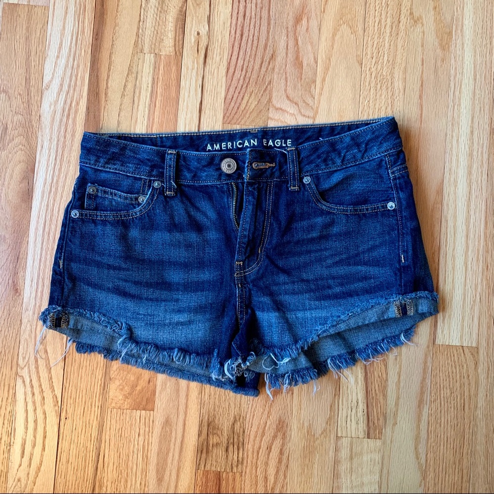 American Eagle Tomgirl Shortie Jean Shorts Size 4